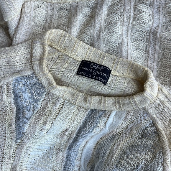 Vintage Coogi 3D Knit Sweater Abstract Pattern Crewneck 90s Flaw - Picture 8 of 14